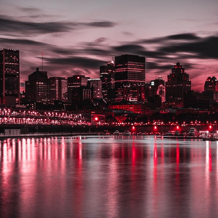 Sophie Van Dijk - Expat family life guide in Netherlands